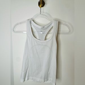 Lululemon swiftly tech tank top!